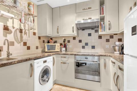 22 Admiral Place, London, SE16 5NY