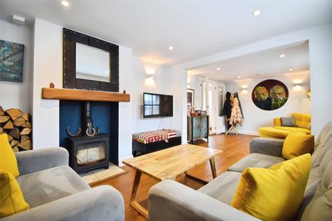 undefined, Wood Street, Waddesdon