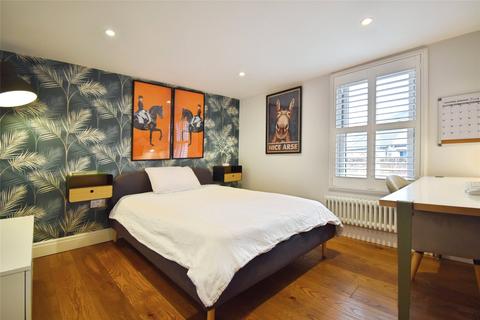 undefined, Wood Street, Waddesdon