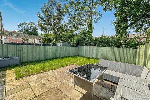 3 bedroom semi-detached house for sale, Friarwood Court, Pontefract WF8