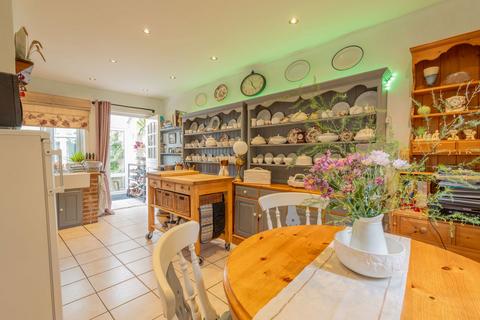 undefined, Queens Street, Culworth OX17