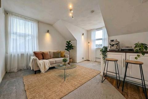 1 bedroom flat to rent, Leitrim House,  Worple Road, London