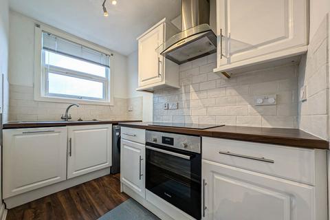 1 bedroom flat to rent, Leitrim House,  Worple Road, London