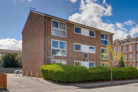 2 bedroom flat for sale, 48 Pelham Road, Wimbledon, London, SW19 1NP
