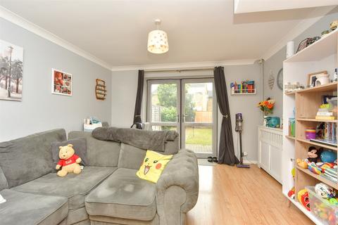 2 bedroom terraced house for sale, Merleburgh Drive, Kemsley, Sittingbourne, Kent