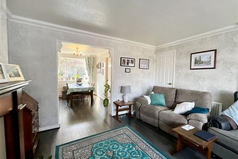 3 bedroom semi-detached house for sale, Windsor Rise, Aston, Sheffield, S26 2EW