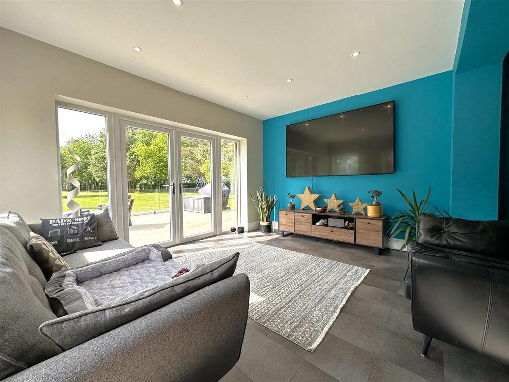 Sitting Room With French Doors 663