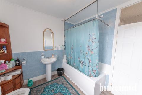 3 bedroom semi-detached house to rent, Lansdowne Road, Ilford