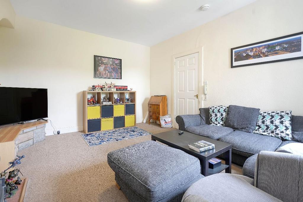 36 George Street - Living Room