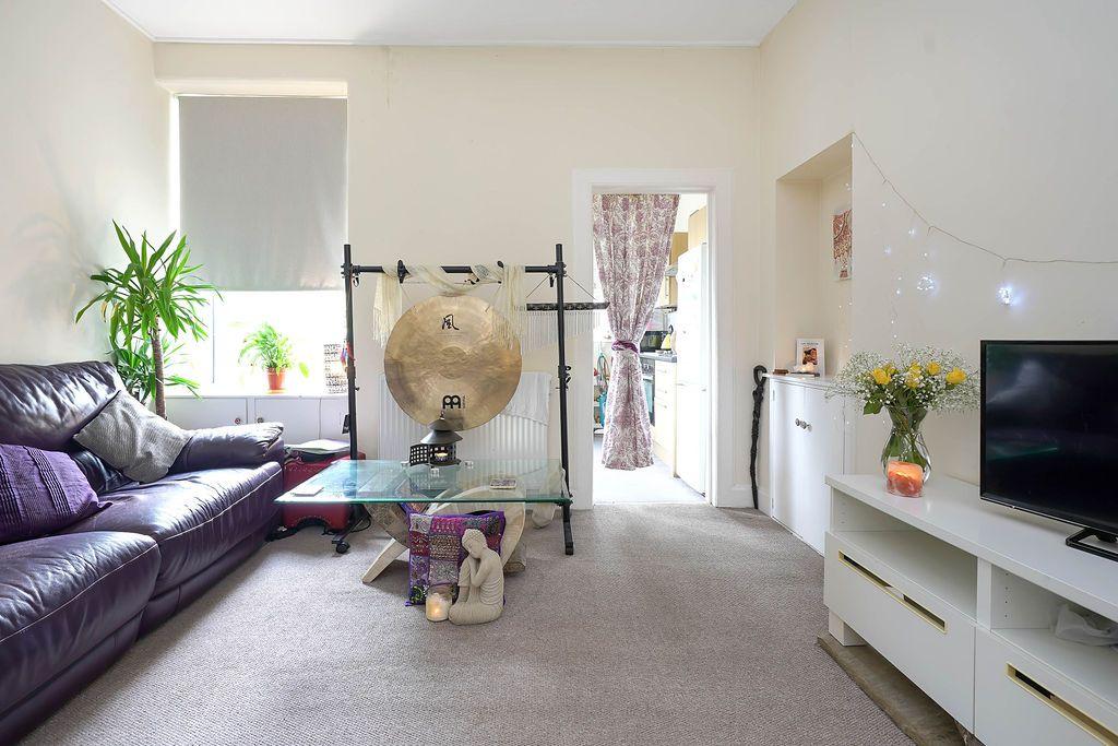 38 George Street - Living Room