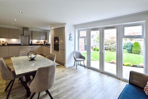 4 bedroom detached house for sale, Pentagon Way, Wetherby, West Yorkshire