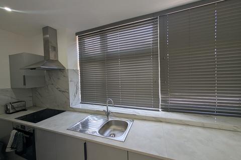 1 bedroom semi-detached house to rent, Flat , Woodfield House, Wash Lane, Bury