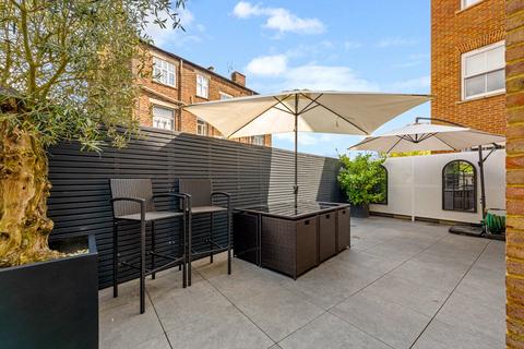2 bedroom apartment for sale, Eden Place, Oxted, Surrey, RH8