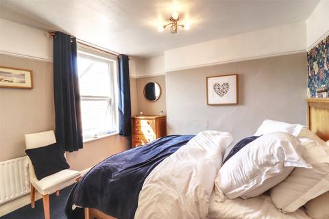15 Broad Park Crescent, Ilfracombe, EX34 8DX