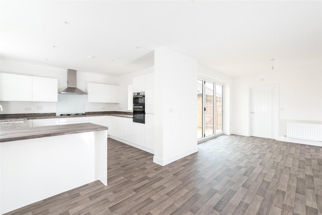 Kitchen Family Room