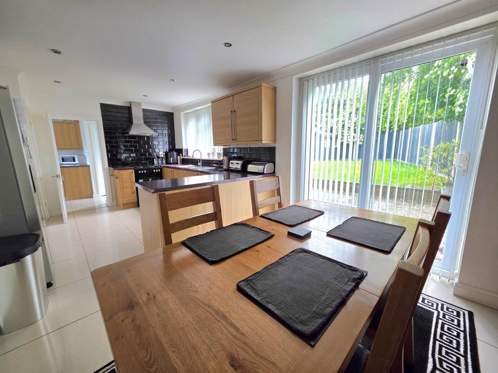 Dining Kitchen