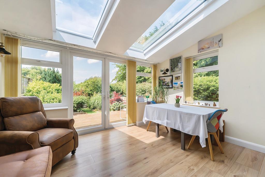 1302491-9-68404af...