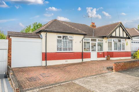 2 bedroom bungalow for sale, Mavis Avenue, Surrey KT19