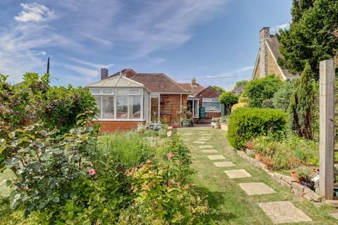 2 bedroom bungalow for sale, Chestnut Lane, Hazlemere HP15