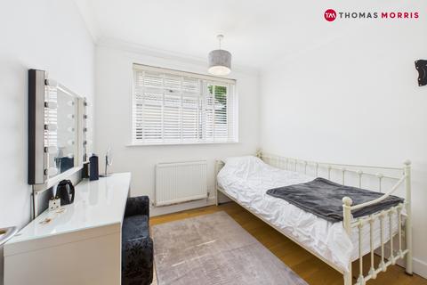 1 Fellowes Drive, Ramsey, Huntingdon, PE26 1BE