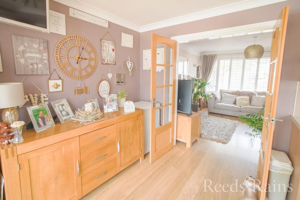 Kitchen/Dining