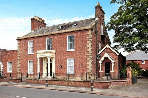 2 bedroom flat to rent, Newtown Road, Cumbria CA2