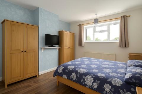 9 Campfield Road, London, SE9 5JF