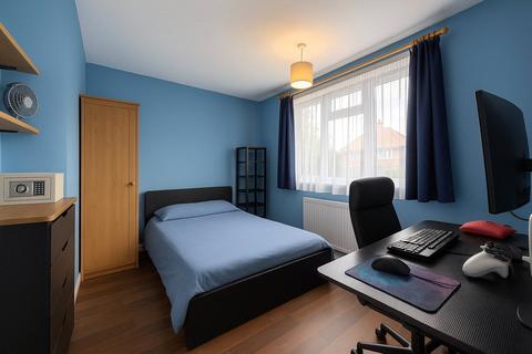 9 Campfield Road, London, SE9 5JF