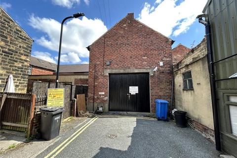 Industrial development to rent, Dragon Ter Harrogate HG1 5DN