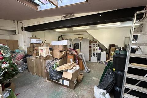 Industrial development to rent, Dragon Ter Harrogate HG1 5DN