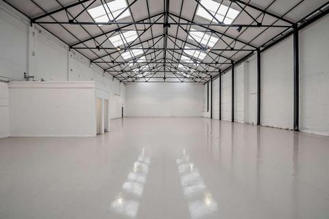 Warehouse to rent, Longbridge Hayes Rd Stoke On Trent ST6 4DS