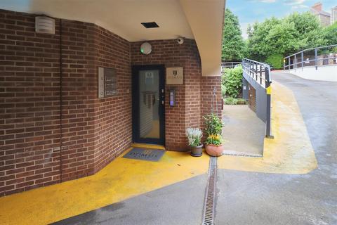 Office to rent, 28 Old St Clevedon BS21 6BY