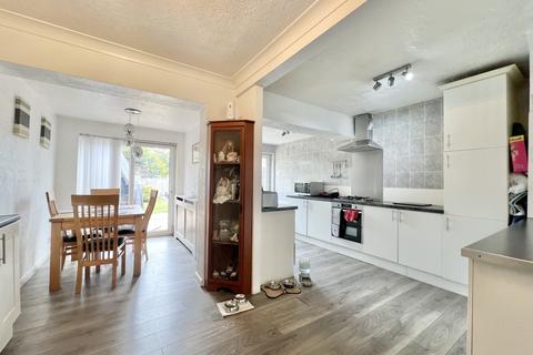 4 bedroom semi-detached house for sale, Lockerbie Avenue, Cleveleys FY5