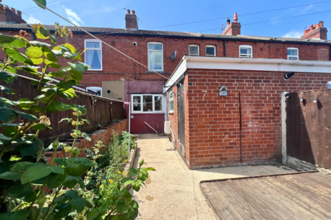 2 bedroom terraced house for sale, Mill Street, Pontefract WF9