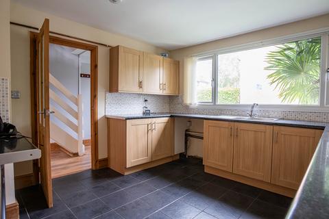 2 bedroom terraced house for sale, Catherine Close, Nottingham NG6