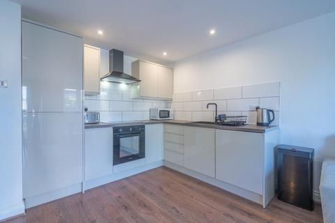 3 bedroom flat for sale, Kenyons Place, Liverpool Road, Lydiate, L31