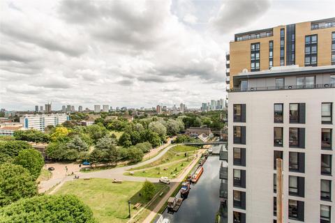 1 bedroom flat for sale, Regalia Point, Bethnal Green, E2
