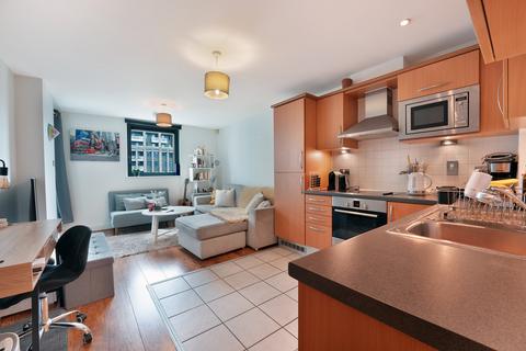 Hardwicks Square, London, SW18