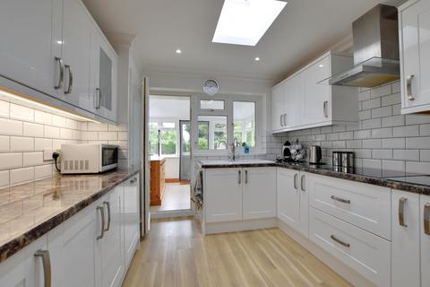3 bedroom detached bungalow for sale, Broad Street Green Road, Great Totham