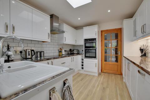 3 bedroom detached bungalow for sale, Broad Street Green Road, Great Totham