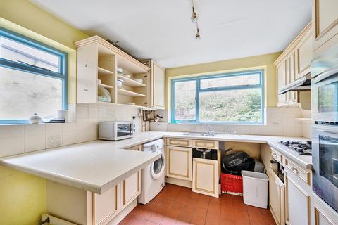 52 Kimberley Road, Beckenham, BR3 4QU