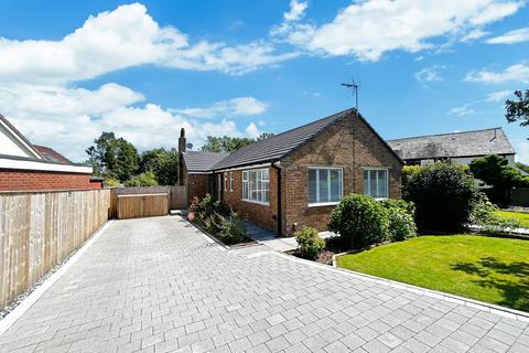 4 bedroom detached bungalow for sale, Dobb Brow Road, Westhoughton, BL5