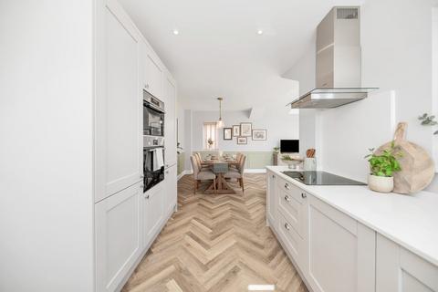 3 bedroom chalet for sale, Hayle Field, High Street, Thurleigh , Bedford, MK40