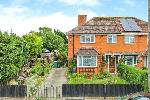 3 bedroom semi-detached house for sale, Tavistock Road, Berkshire RG2