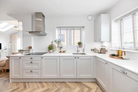 4 bedroom detached house for sale, Hayle Field, High Street, Thurleigh, Bedford, MK40
