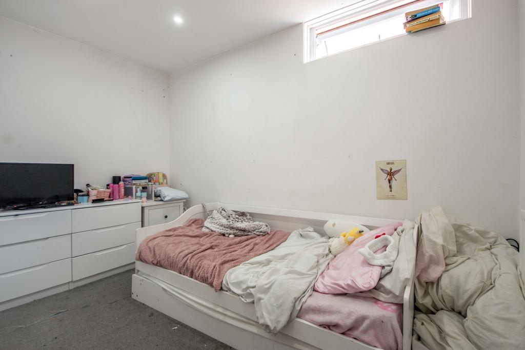 Ingleby-05