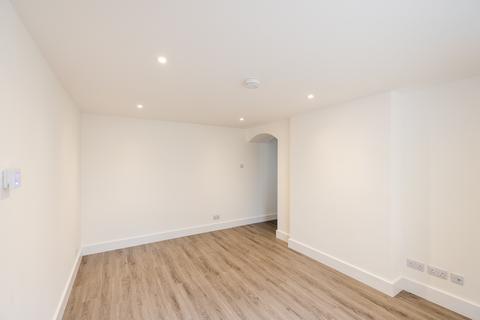 1 bedroom ground floor flat for sale, Constitution Steps, St. Peter Port, Guernsey