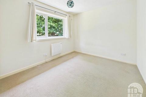 42 Berners Close, Coventry, CV4 9LY