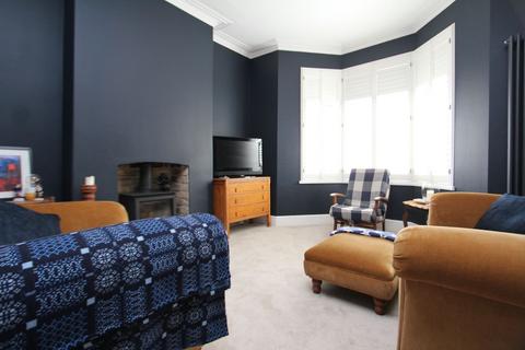9 Amherst Crescent, Barry, CF62 5UP