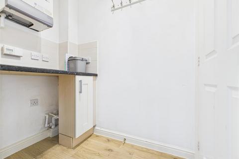 5 bedroom semi-detached house for sale, Petronel Road, Aylesbury HP19